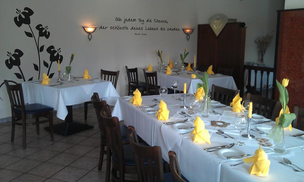Hotel Goldener Anker Bodenwerder Ngoại thất bức ảnh