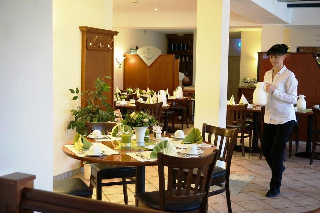 Hotel Goldener Anker Bodenwerder Ngoại thất bức ảnh