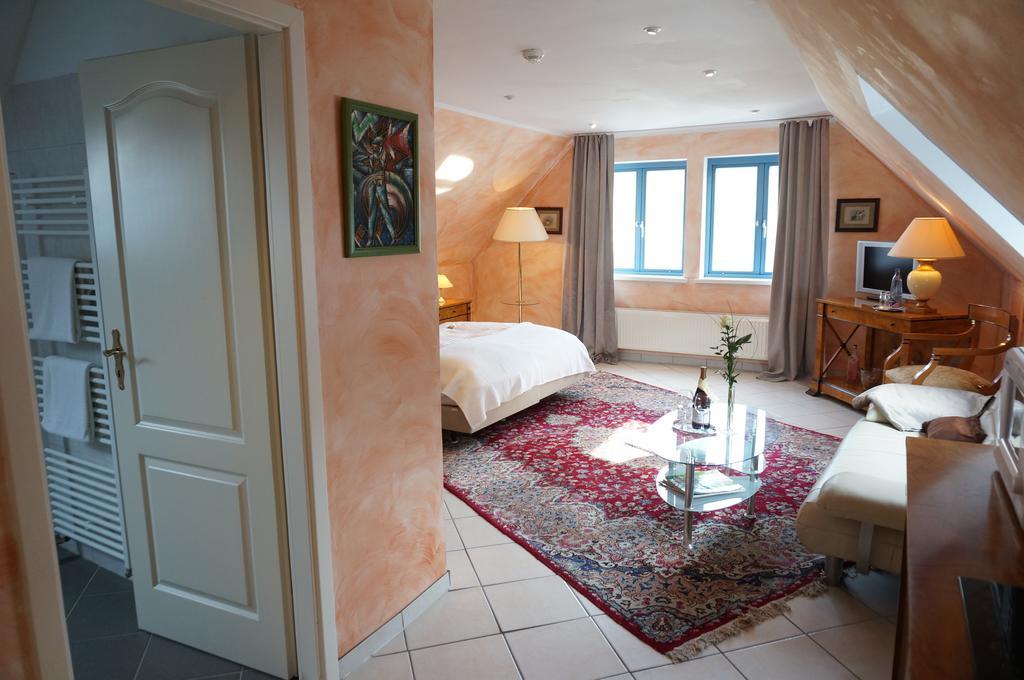 Hotel Goldener Anker Bodenwerder Phòng bức ảnh