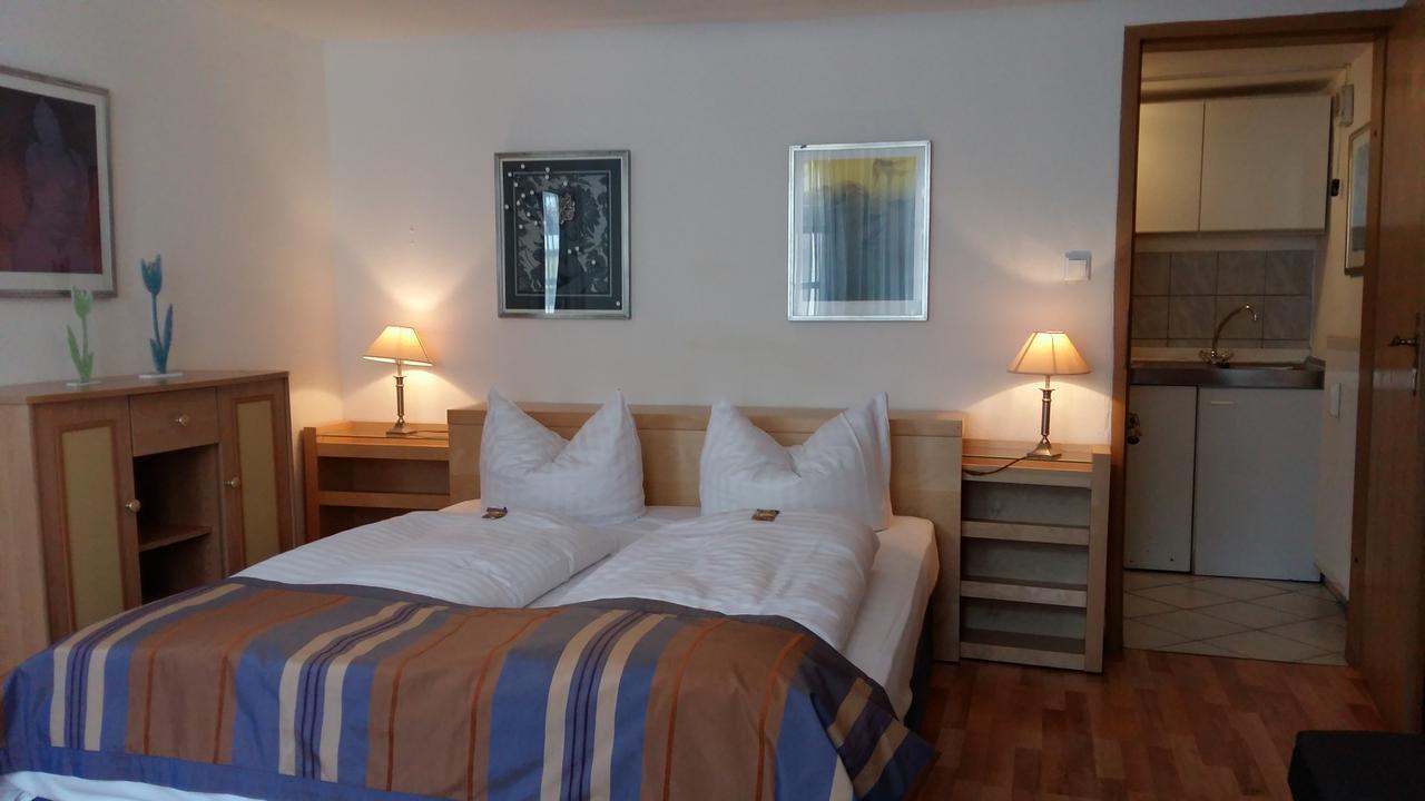 Hotel Goldener Anker Bodenwerder Ngoại thất bức ảnh