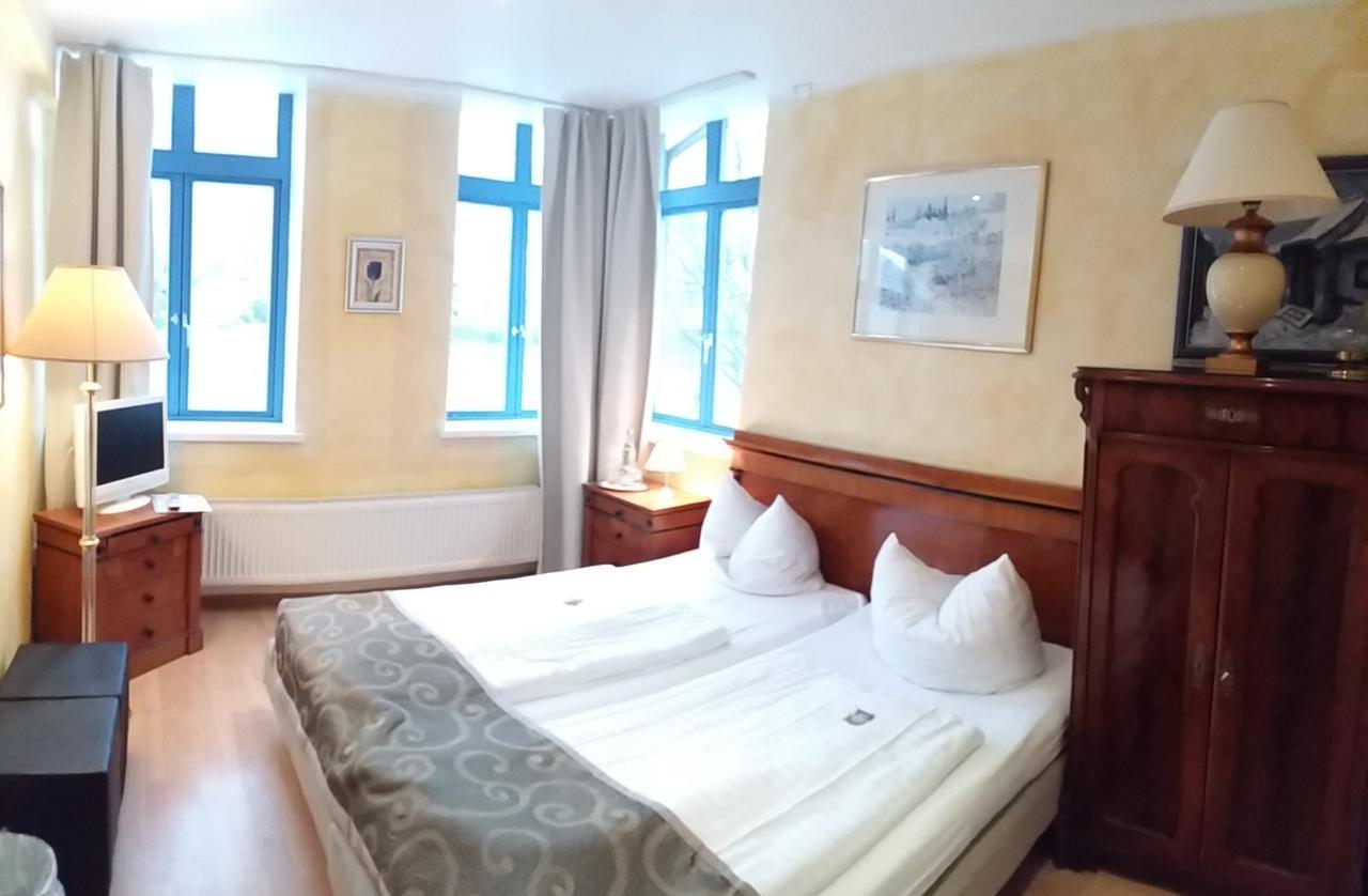 Hotel Goldener Anker Bodenwerder Ngoại thất bức ảnh